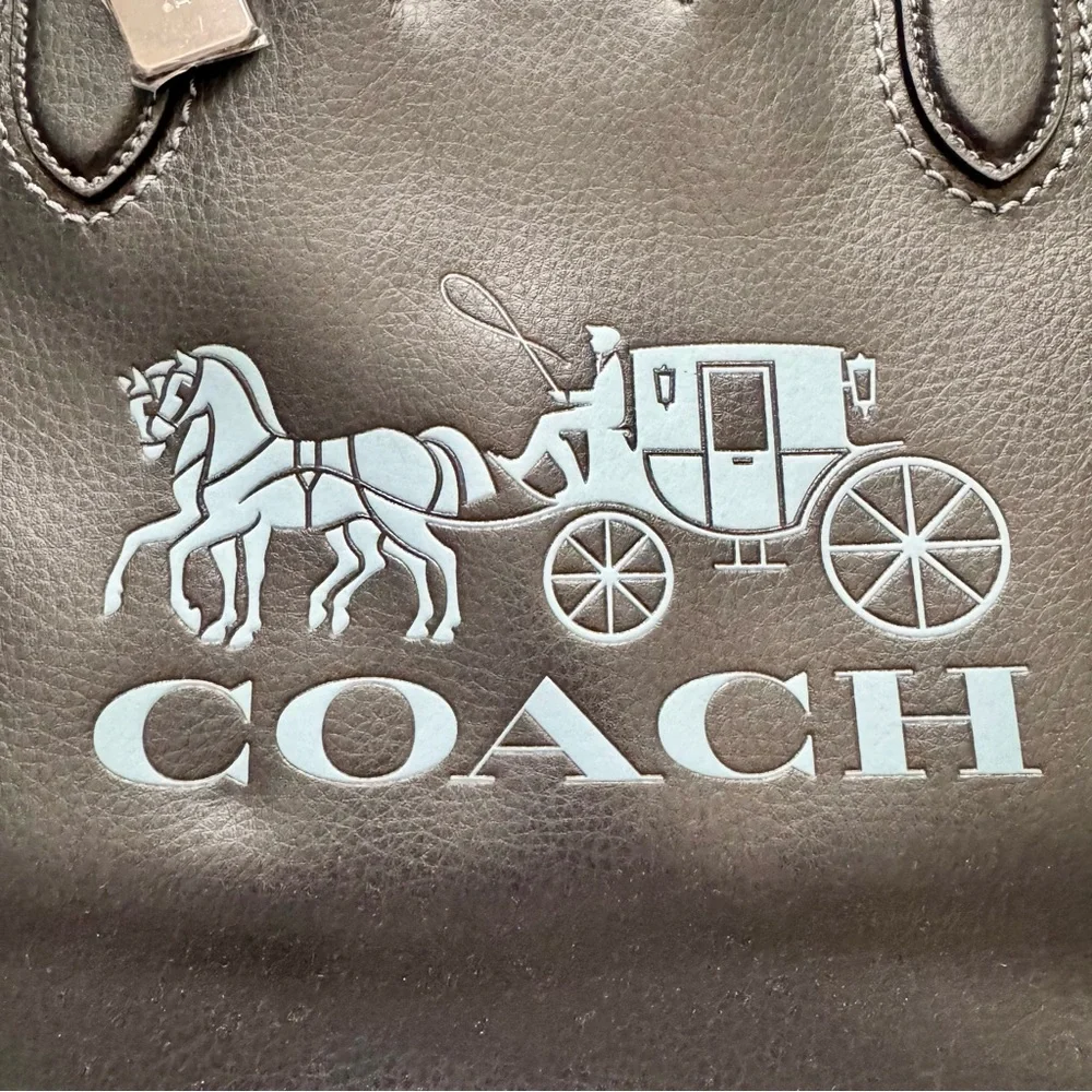 NWT Coach Derby Tote Bag Embossed Horse Carriage Silver/Midnight Navy Multi - Picture 2 of 13
